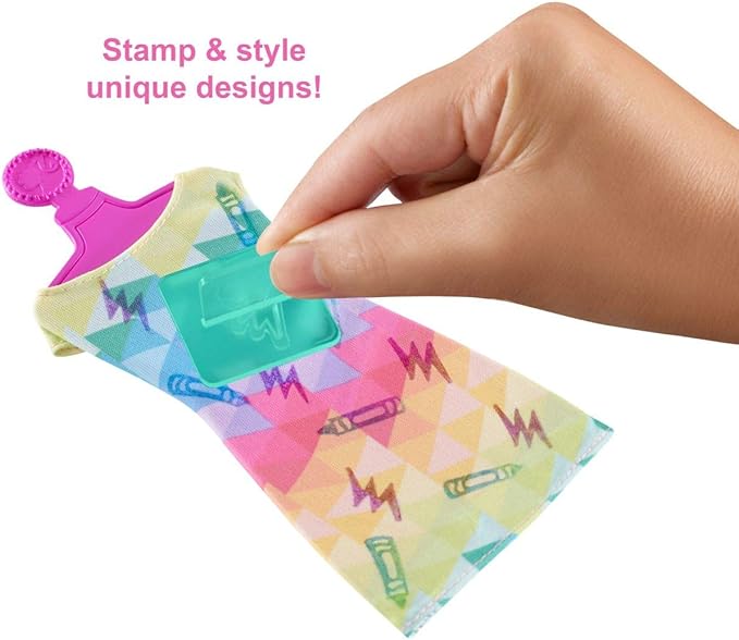 Barbie FRP05 Crayola Stamp Fashions Set Blonde, Multicolor