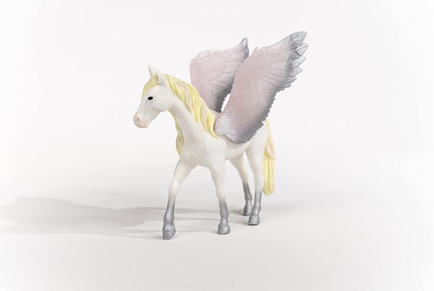 Schleich bayala, Unicorn Toys, Unicorn Gifts for Girls and Boys 5-12 Years Old, Star Pegasus Mare, Multi, 70579