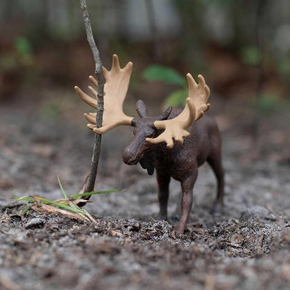 Safari Ltd. Moose Figurine - Realistic 5" Animal Figure - Educational Toy for Boys, Girls, and Kids Ages 1+