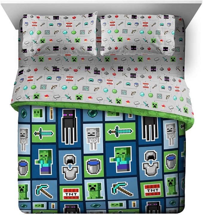 Jay Franco Minecraft Monster Hunters 5 Piece Queen Bed Set - Includes Reversible Comforter & Sheet Set - Bedding Features Creeper - Super Soft Fade Resistant Microfiber (Official Minecraft Product)