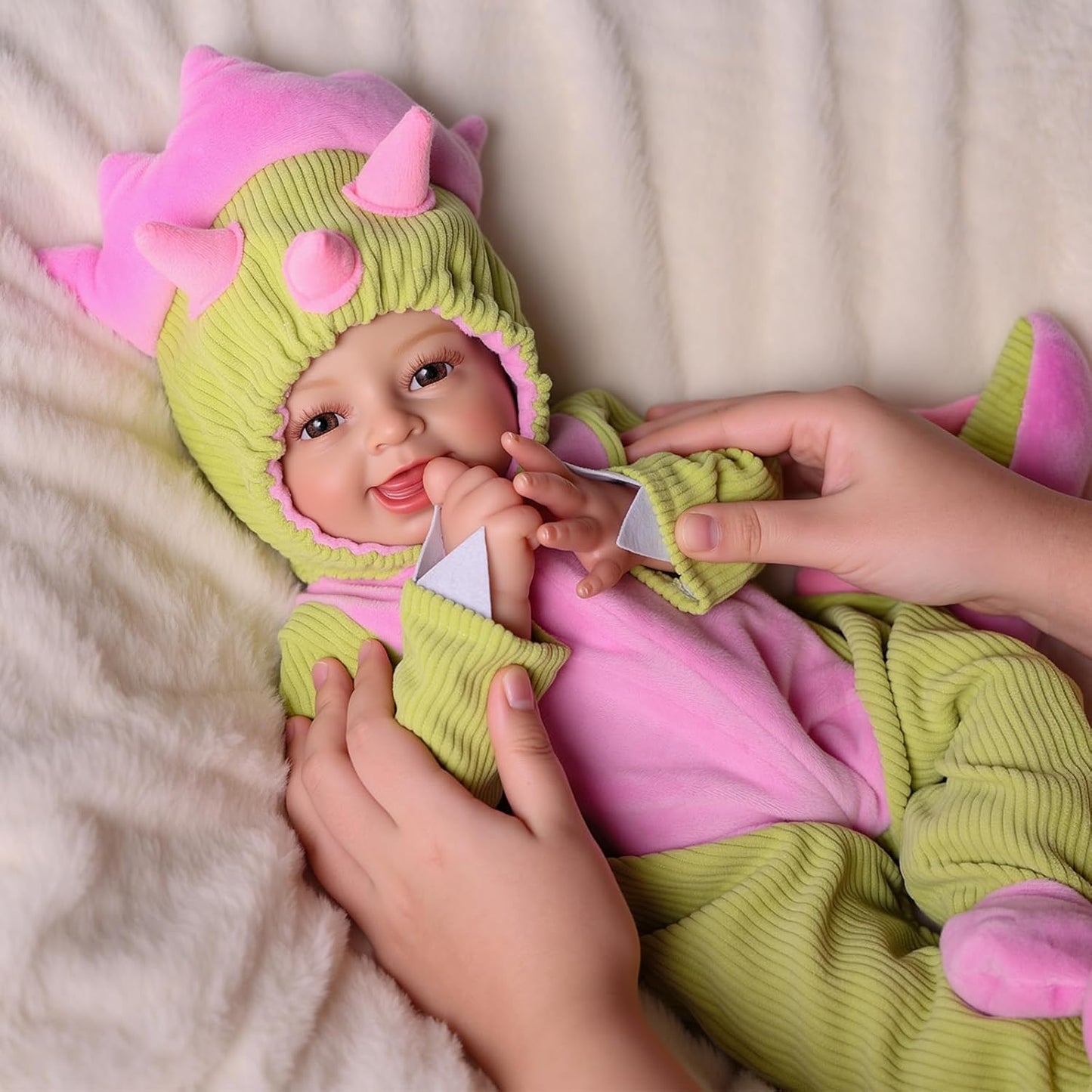 BABESIDE Baby Dolls, 17inch Large Realistic Cute Soft Body Baby Doll Real Life Baby Dolls with Accessories for 3+ Year Old Girls Gifts, Pretend Play, Collection