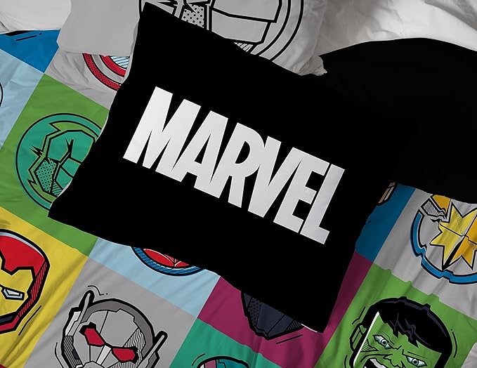 Jay Franco Marvel Avengers Pop 5 Piece Twin Size Bed Set - Includes Comforter & Sheet Set - Super Soft Fade Resistant Microfiber (Official Marvel Product)