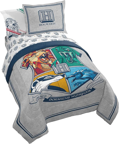 Jay Franco Harry Potter Stand Together 7 Piece Full Size Bed Set - Includes Comforter & Sheet Set - Super Soft Kids Bedding Fade Resistant Microfiber (Official Harry Potter Product)