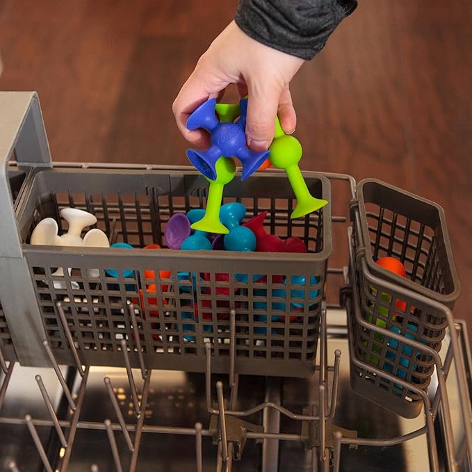 Fat Brain Toys Squigz Deluxe Set - 50-Piece Suction Construction Toys, Suction Bath Toys, Sensory Toys for Kids 3 and Up